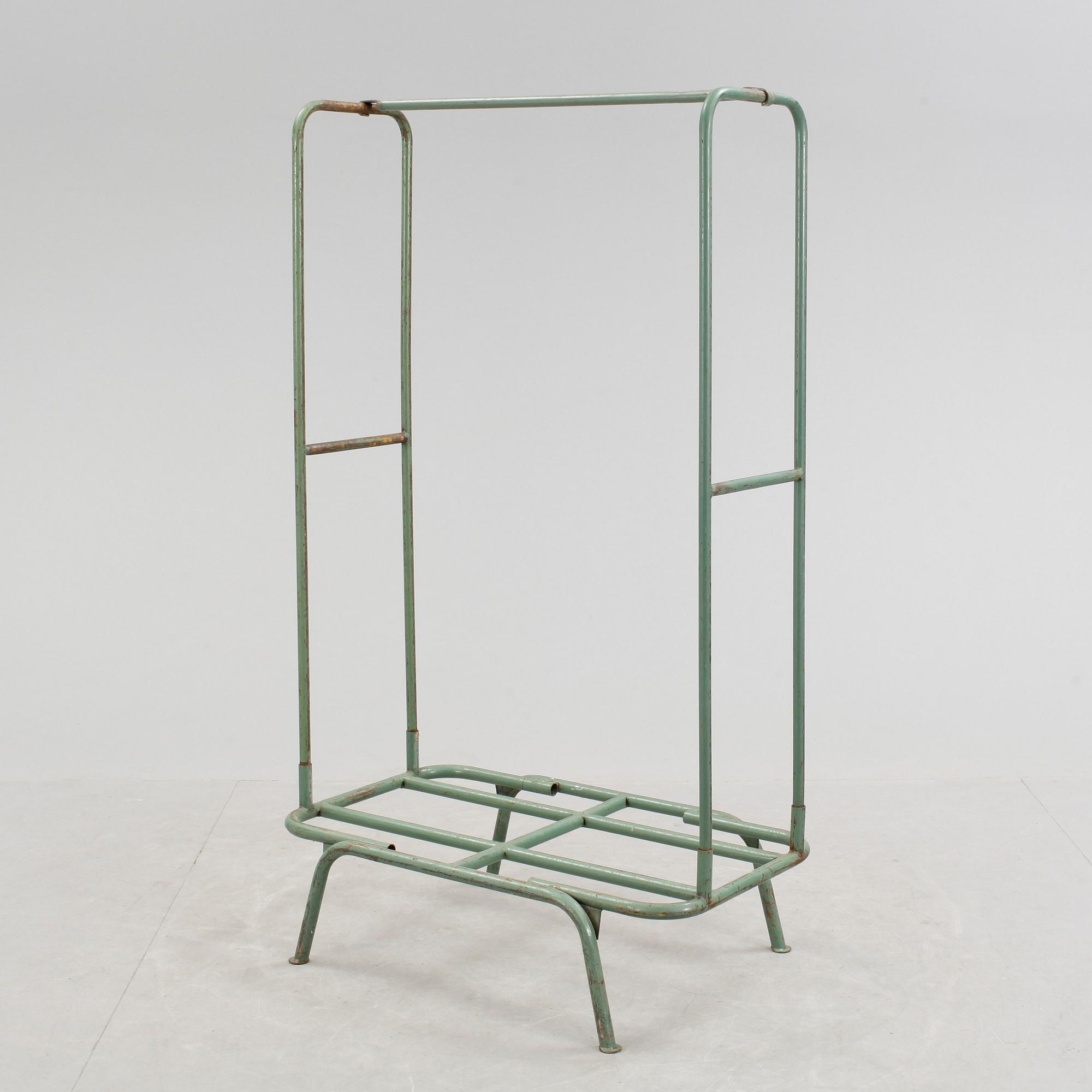 KLÄDHÄNGARE, industri, 1900-talets mitt.