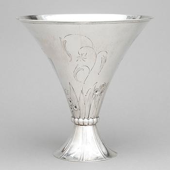 VAS, silver, K Anderson, Stockholm, 1930. Vikt ca 418g.
