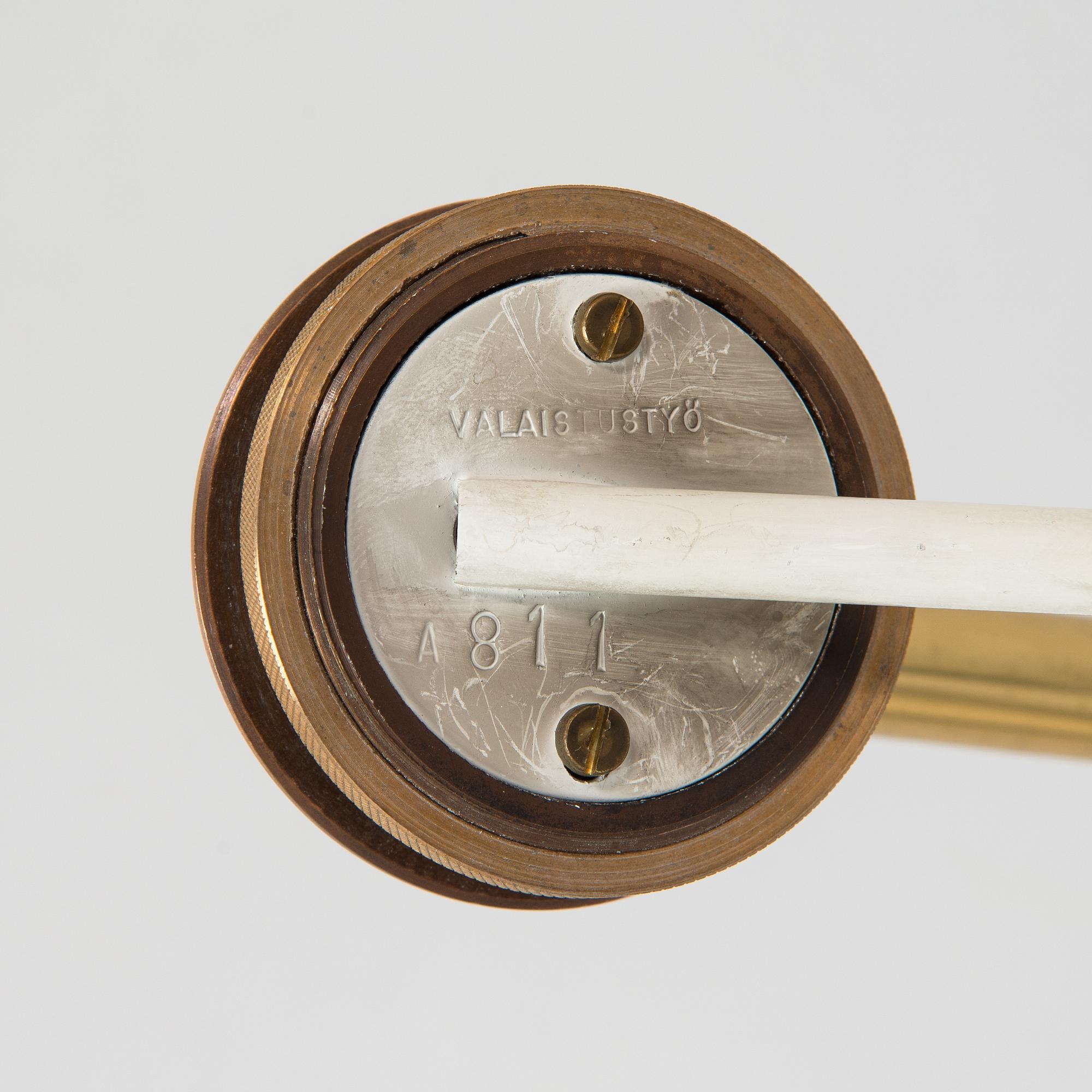 Alvar Aalto, lattiavalaisin, A811, Valaistustyö.