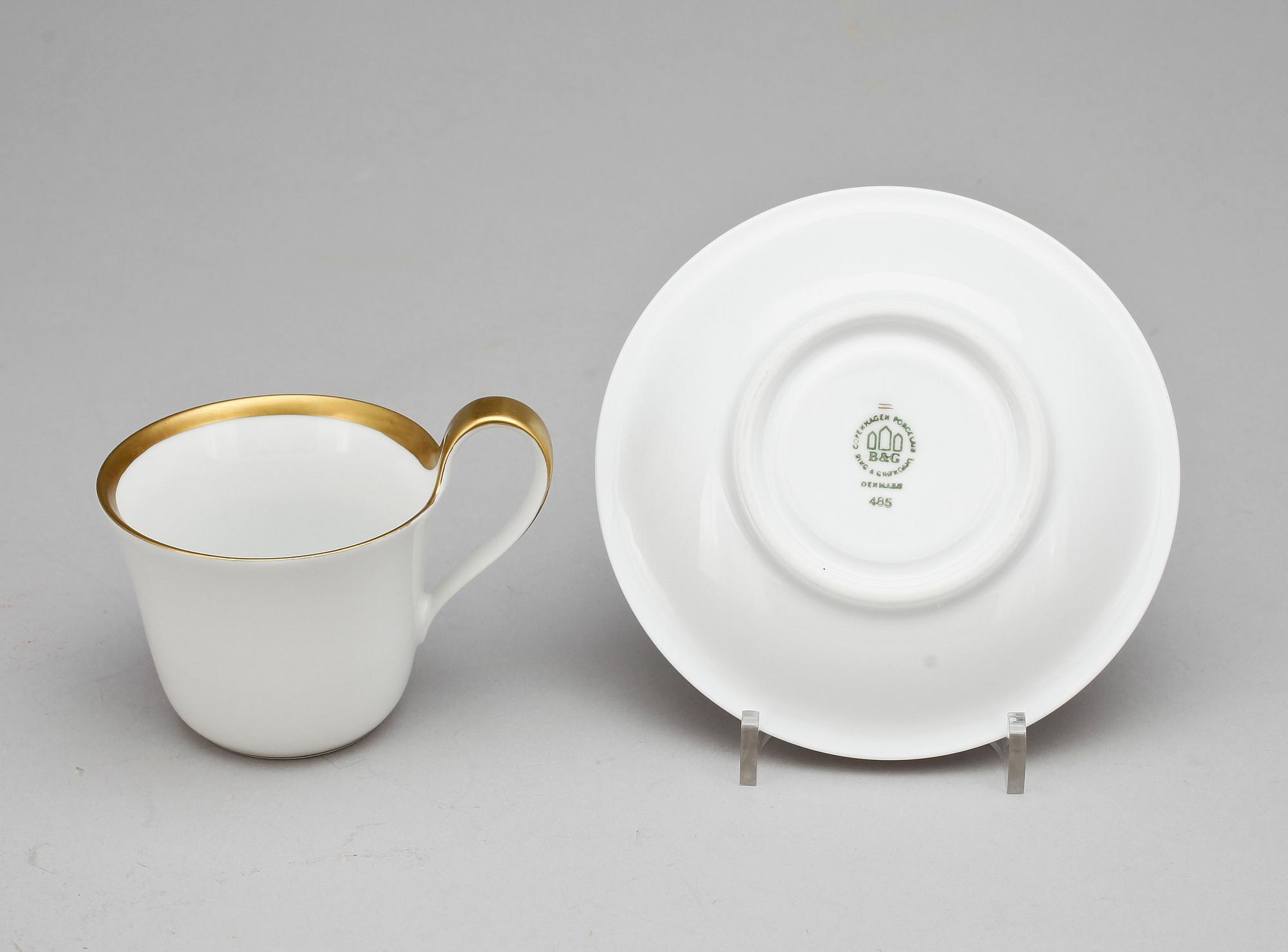KAFFEKOPPAR MED FAT, 6 st. Porslin, "Golden Sun", Sigvard Bernadotte, Bing o Gröndal. Danamark. 1900-tal.