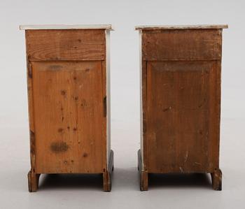SÄNGBORD, 1 par, 1900-talets första hälft.