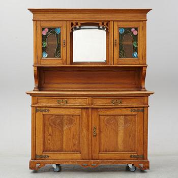 Skåp, jugend, tidigt 1900-tal.