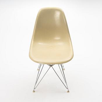 Charles & Ray Eames, a "DSR" chair, Herman Miller USA, mid 20th century.