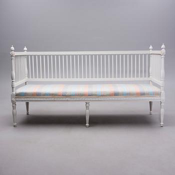SOFFA, gustaviansk stil, 1900-tal.