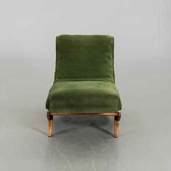 A mid 20th century day bed.