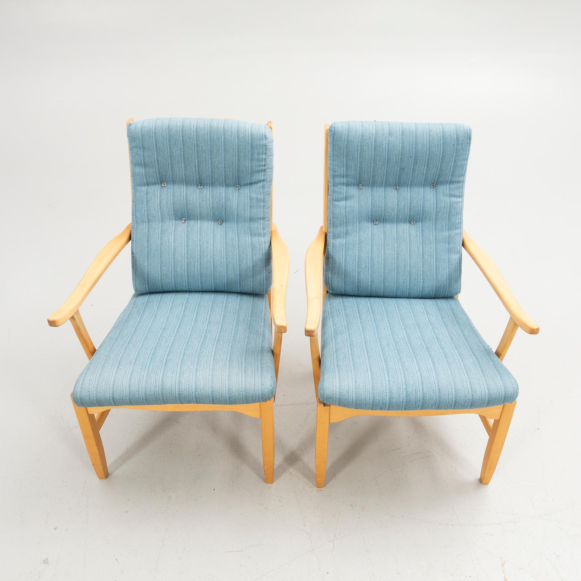 Carl Malmsten, armchairs, a pair, "Ulfåsa", AB OH Sjögren, second half of the 20th century.