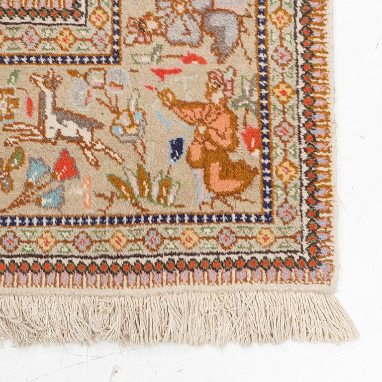 Rug, Tabriz, so called Tabai Tabai, 268 x 183 cm.