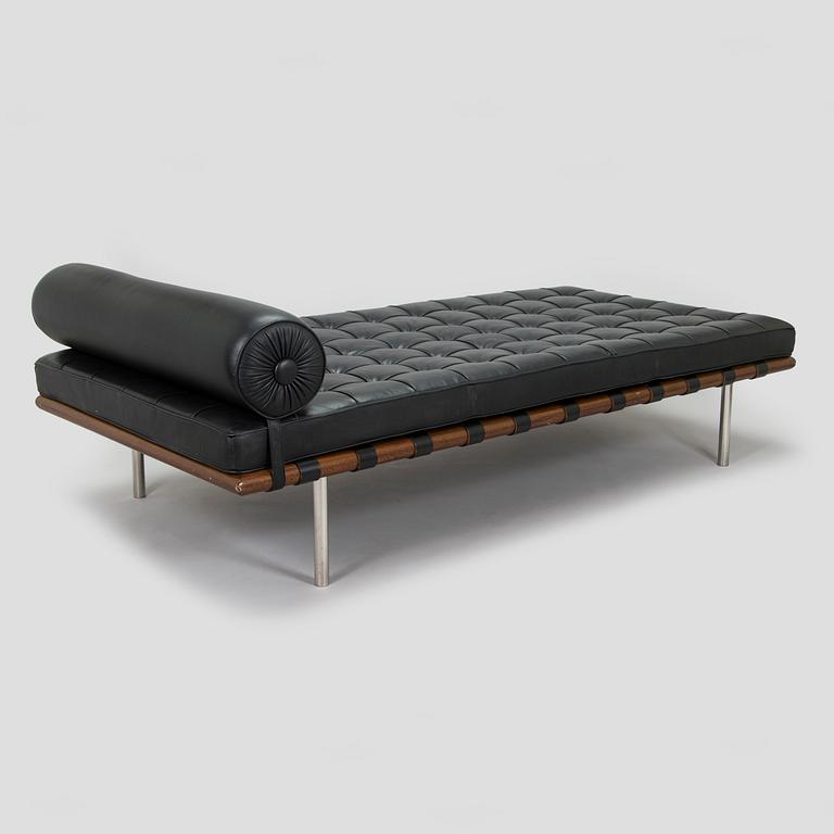 Ludwig Mies van der Rohe, Daybed, "Barcelona" Knoll Studio 2007.