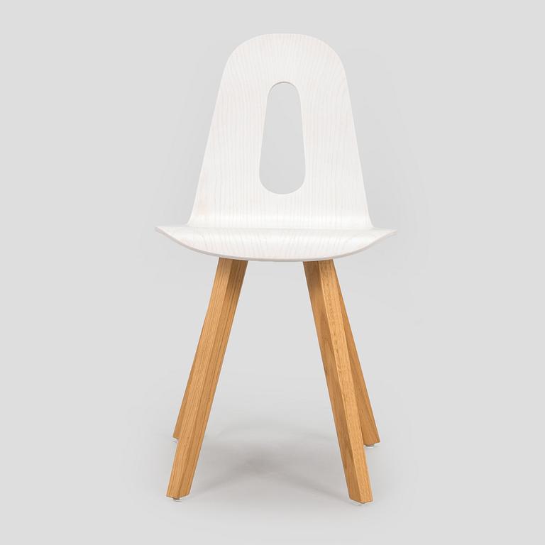 Jouni Leino, Stol "Oma" (Egen) för Puulon, Jouni Leino Design Studio 2017.