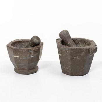 Mortlar, två st, 1800-tal.