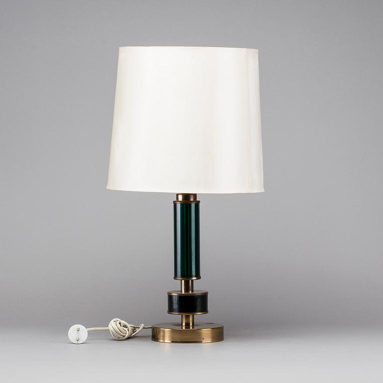 A BRASS AND GLASS TABLE LAMP, second half of the 20th century.