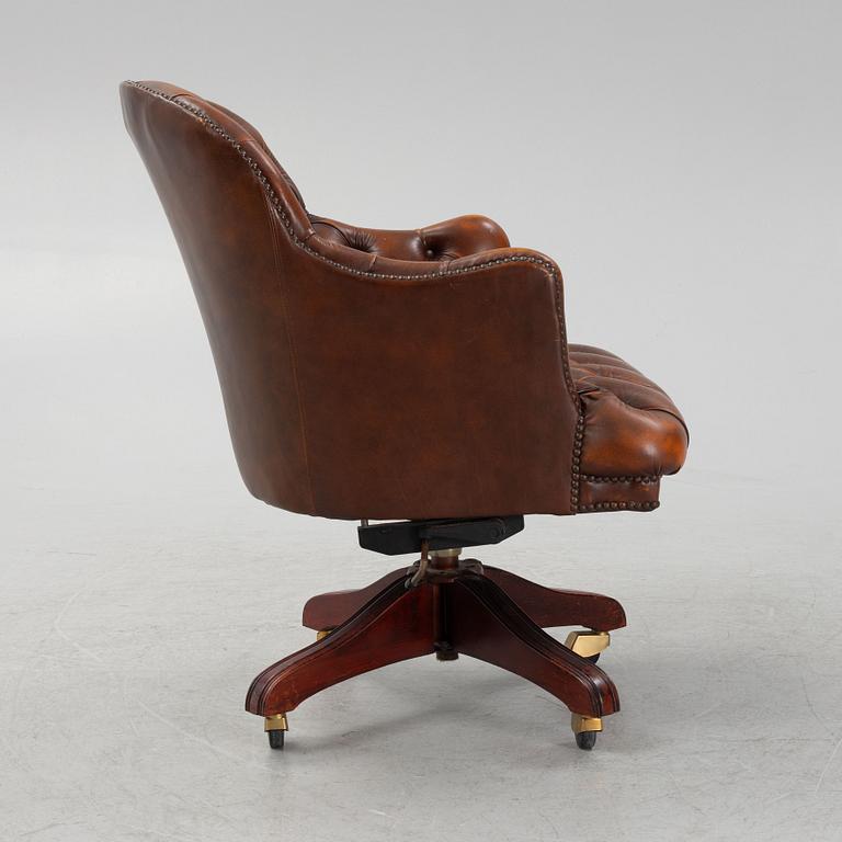 Skrivbordsstol, England, 1900-talets senare del.