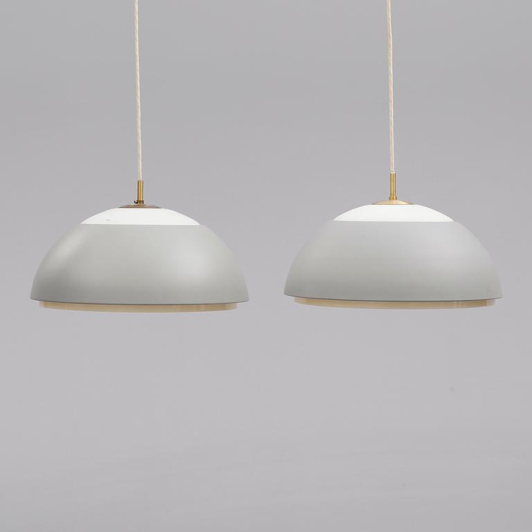 TAKLAMPOR, 1 par, 1900-talets andra hälft. höjd ca 20 cm.