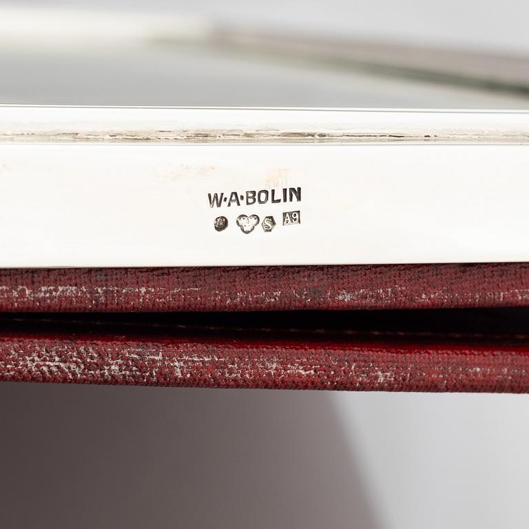 W.A. Bolin, ram i silver med foto föreställande drottning Louise, Stockholm 1951.