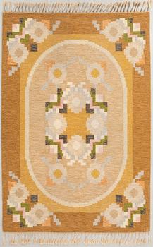 Ingegerd Silow, matta rölakan "Malmsjön" signerad i samarbete med Axeco ca 230x170 cm.