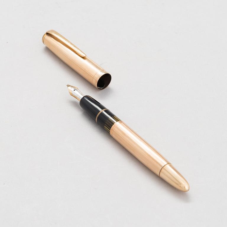 A mid-20th-century Montblanc Masterpiece fountain pen.