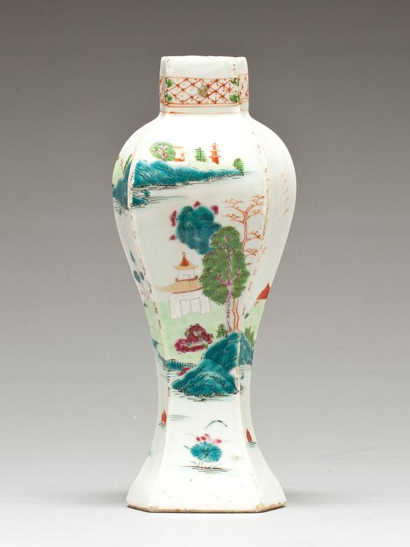 VAS, porslin, Qing-dynastin, Kina, 1700-tal.