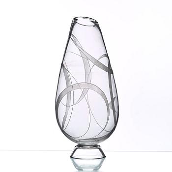 Vicke Lindstrand, an engraved glass vase, Kosta 1950's.