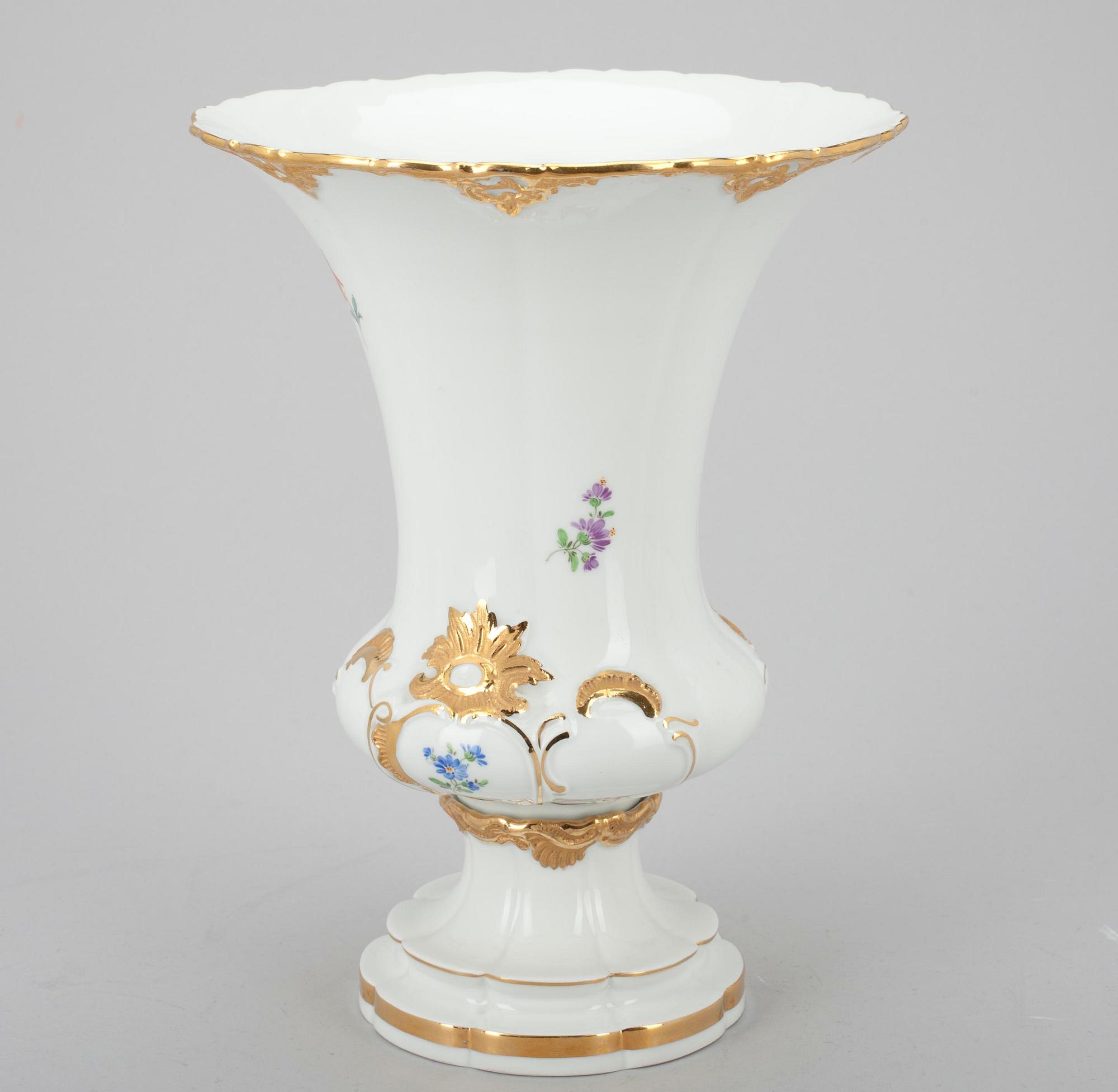 VAS, porslin, Meissen, 1900 talets senare hälft.