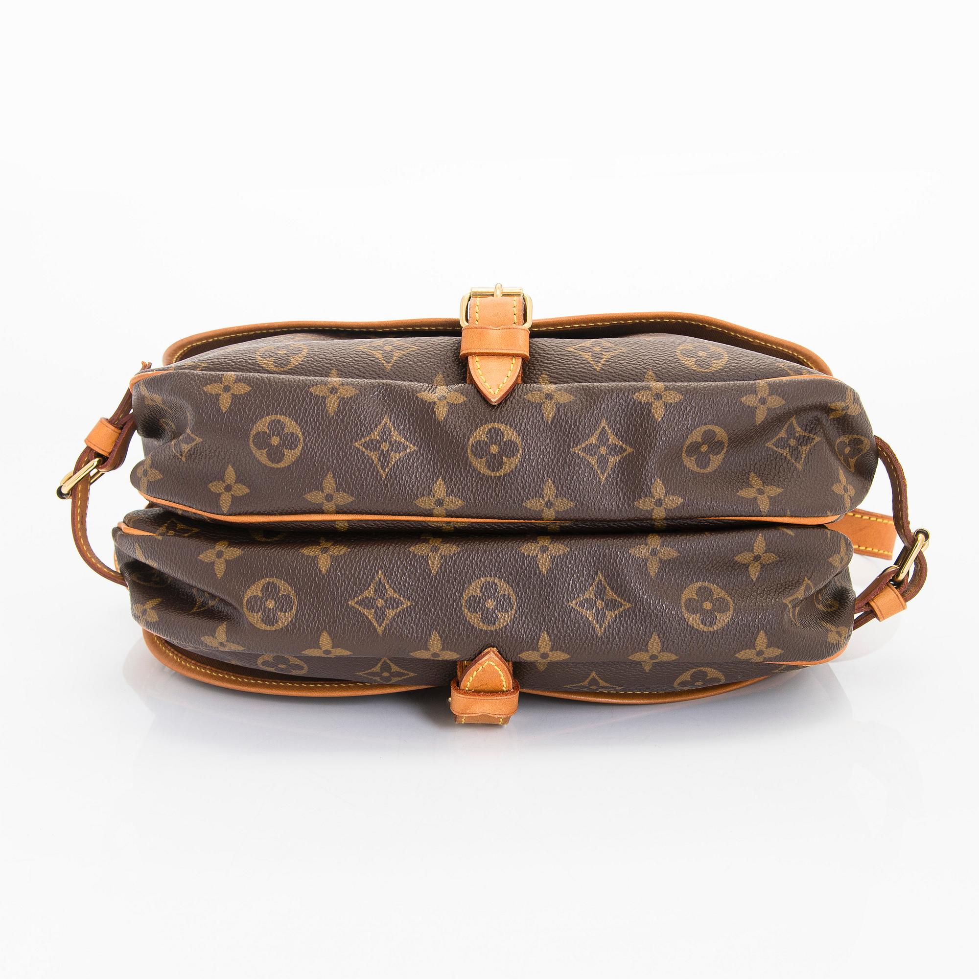 Louis Vuitton, väska, "Saumur 30".
