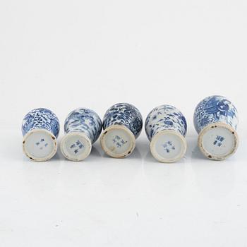 Five blue and white porcelain vases, China, Qing dynasty, 19th century.