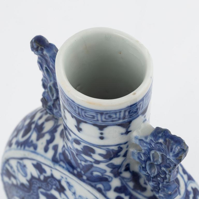 A blue and white moon flask, China, 19th century, and a blue and white ginger jar, China, around 1900.