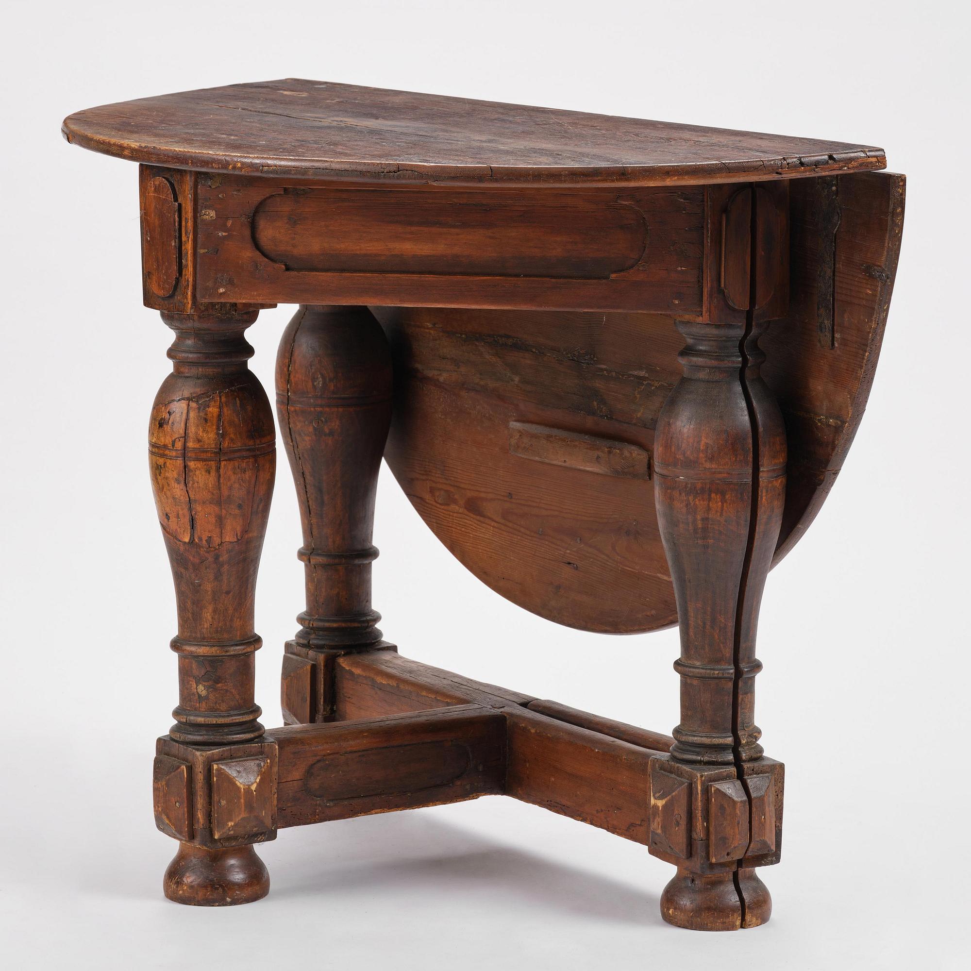 A Swedish Baroque gate-leg table, early 18th century.