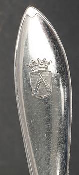 BESTICKUPPSÄTTNING, 144 delar, silver.  Svea Svensson, Stockholm 1909-10. Total vikt inklusive stålblad ca 7340 gram.