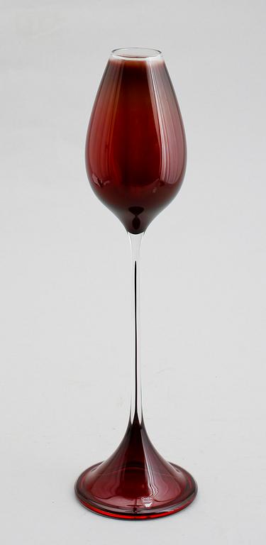 NILS LANDBERG, tulpanglas, Orrefors, signerad.