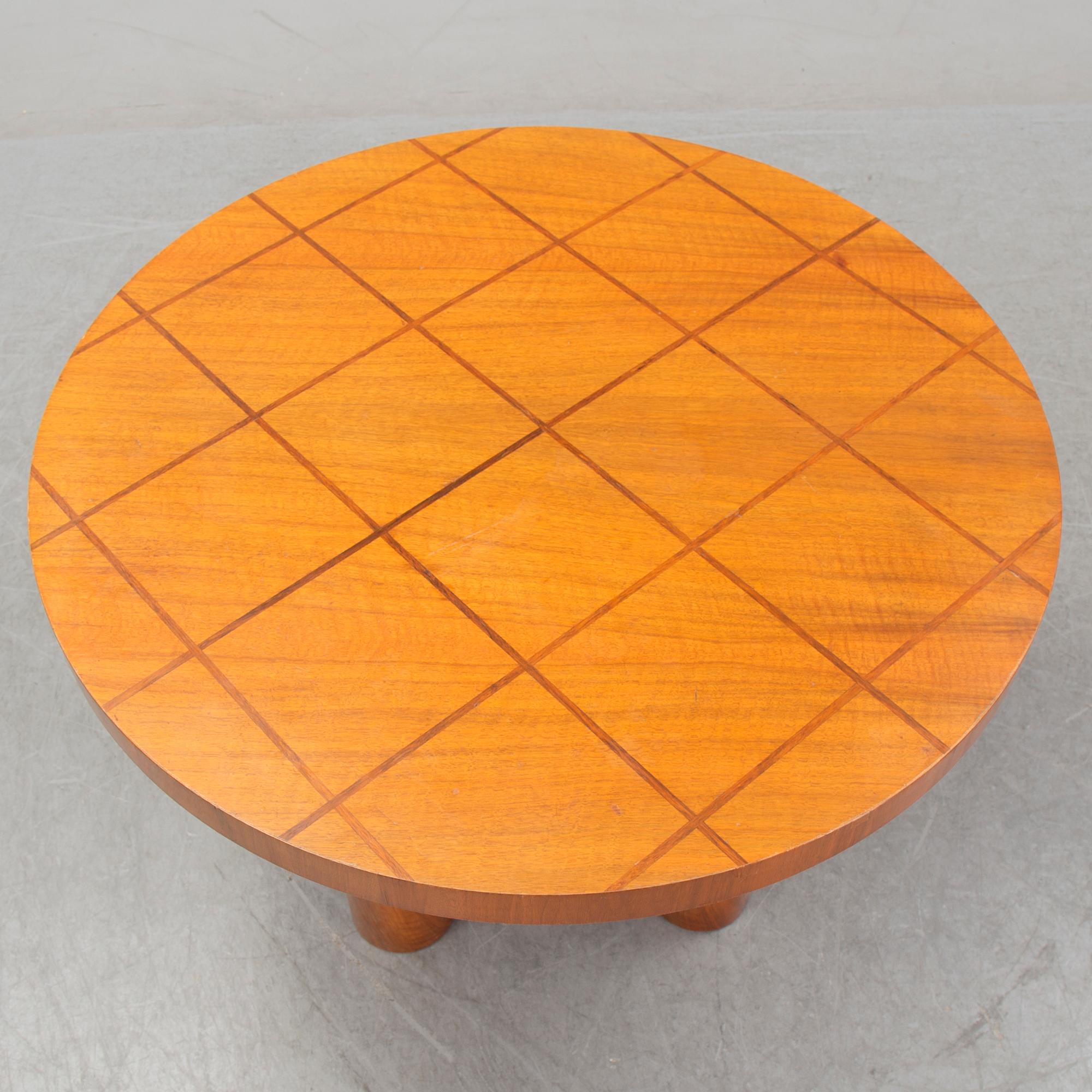 A walnut coffee table, Reiners Möbler, Mjölby, 1930/40s.