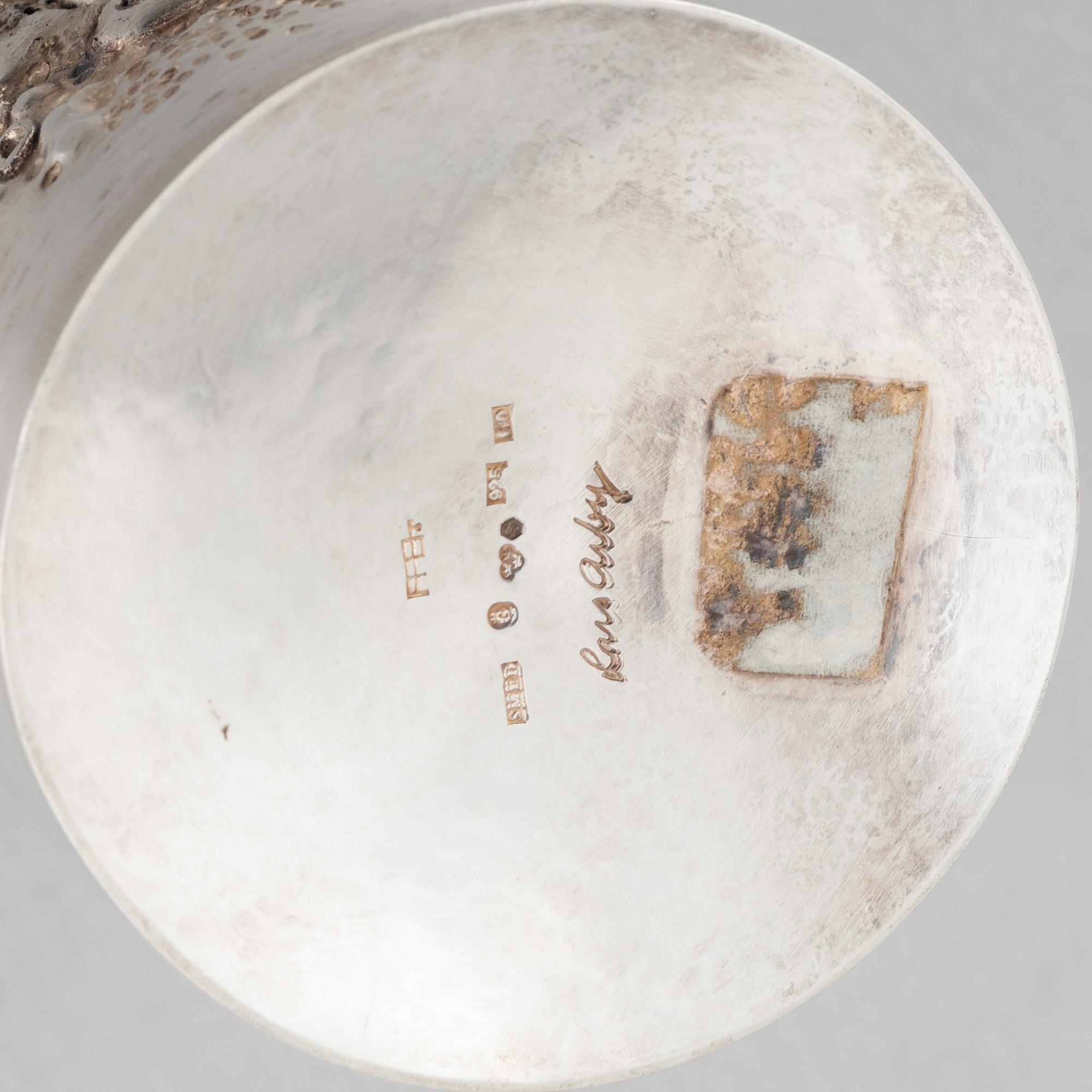 A sterling silver vase, mark of Lars Arby, Gothenburg, Sweden 1983.