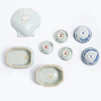 A group lot of Chinese porcelain, Qing dynasty 18/20th century.