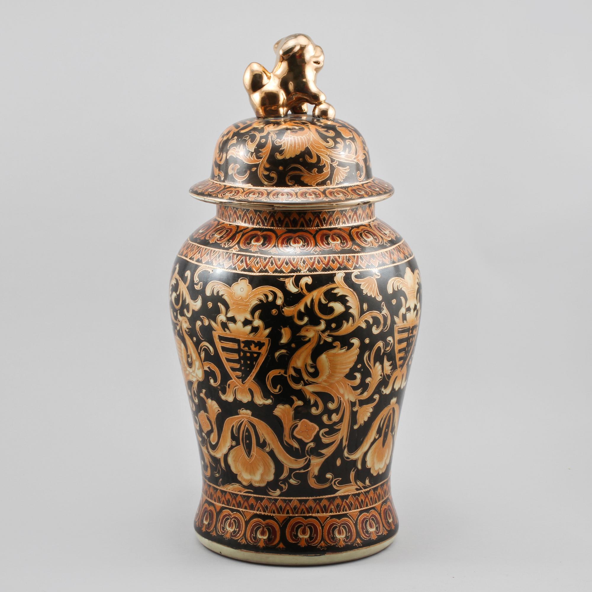 LOCKURNA, porslin, Kina, 1900-talets andra hälft.