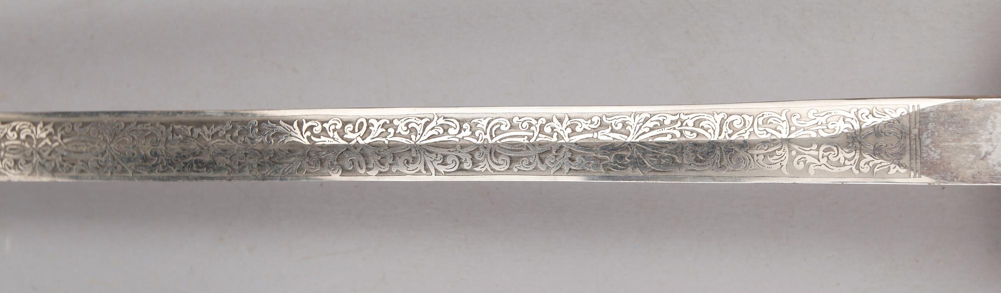 ÄMBETSMANNAVÄRJOR, 2 st, 1800-/1900-tal.