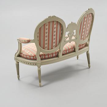SOFFA, Louis seize-stil, 1900 talets första hälft.