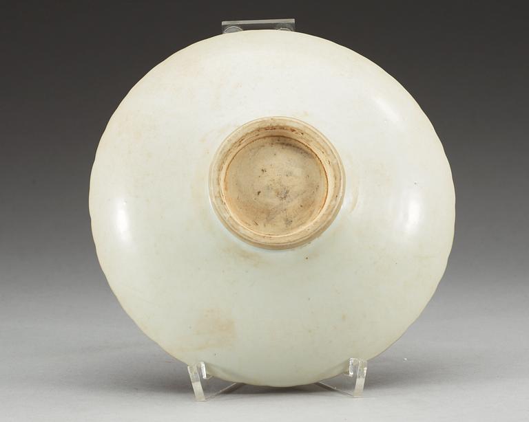 A white glazed bowl, Song dynasty (960-1279).