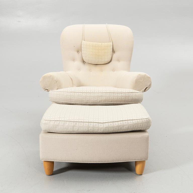 Carl Malmsten, Armchair with footstool, “Jättepaddan”, O. H. Sjögren, Tranås.