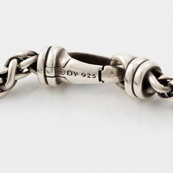 David Yurman, necklace in the form of a cross, silver with black diamonds.