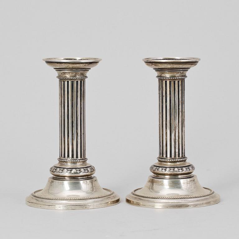 LJUSSTAKAR, ett par, silver, ABH, Stockholm, 1909.