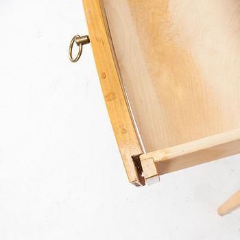 SÄNGBORD / NATTDUKSBORD, ett par, 1900-talets mitt.