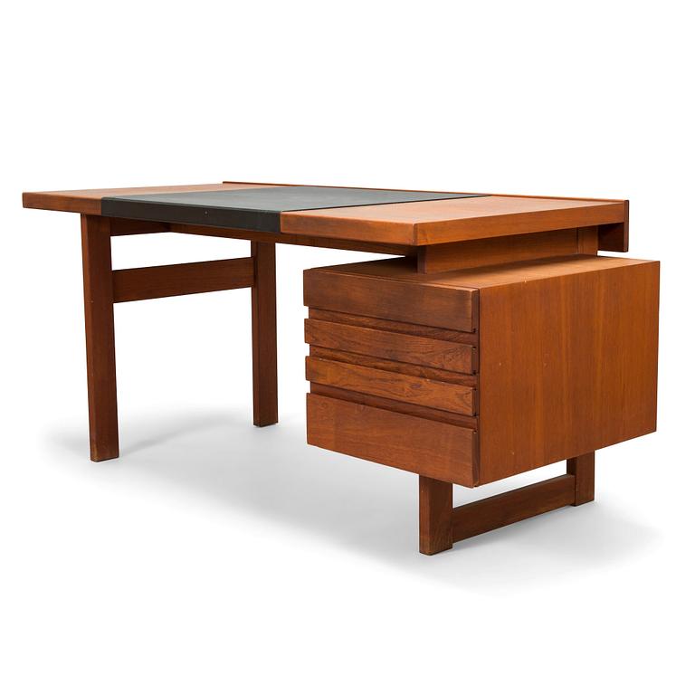 Olavi Hänninen, A 1960's 'Paletti' writing desk for HMN Huonekalu Mikko Nupponen, Lahti, Finland.