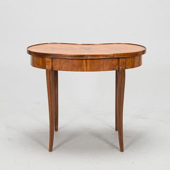 Sidobord, Frankrike 1900-talets första hälft.