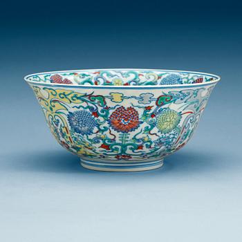 1631. A doucai bowl, presumably Republic, with Yongzheng six character mark.