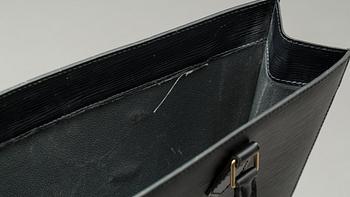 VÄSKA, "Sac Plat Epi", Louis Vuitton.