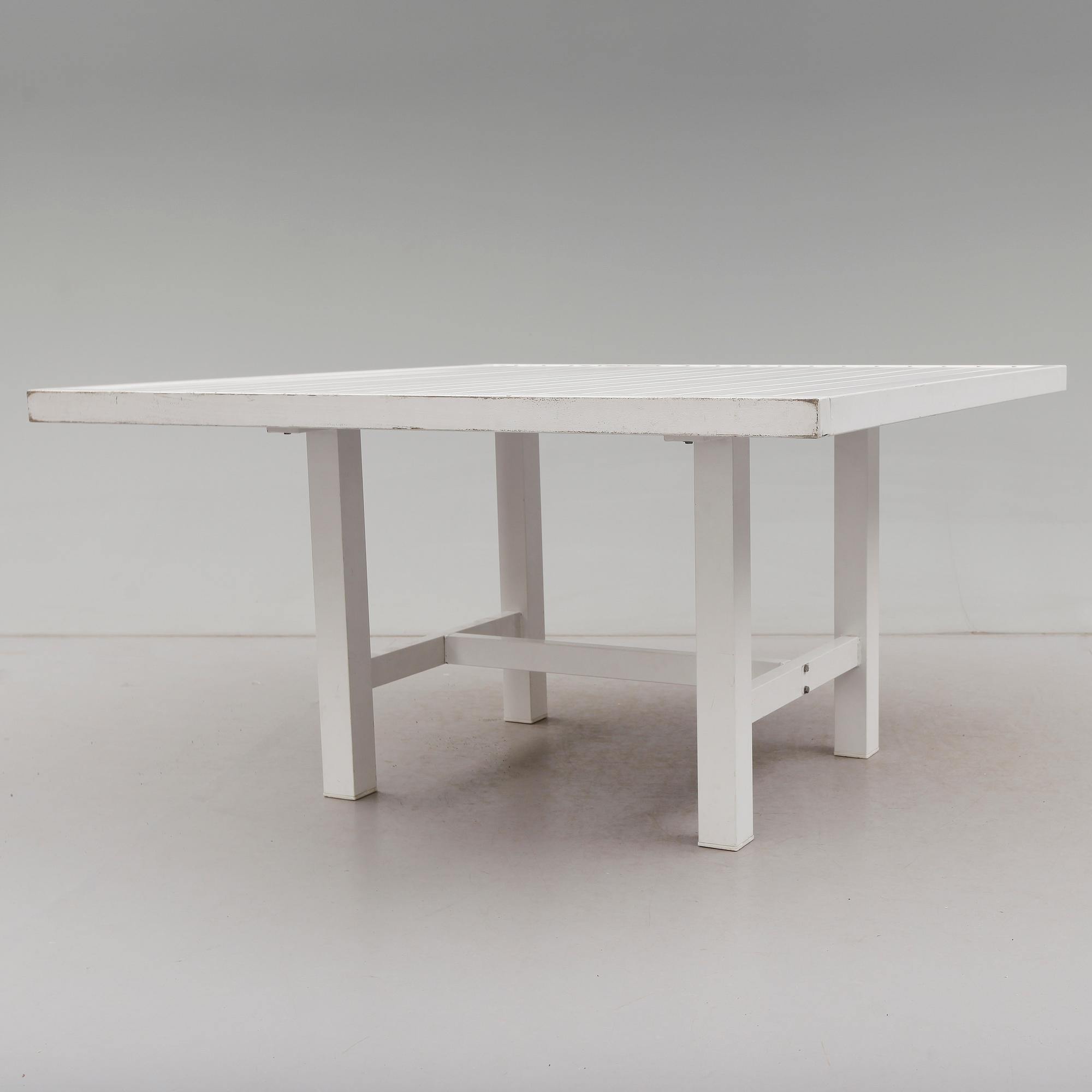 BORD, Elsa Stackelberg, Fri Form, sent 1900-tal.