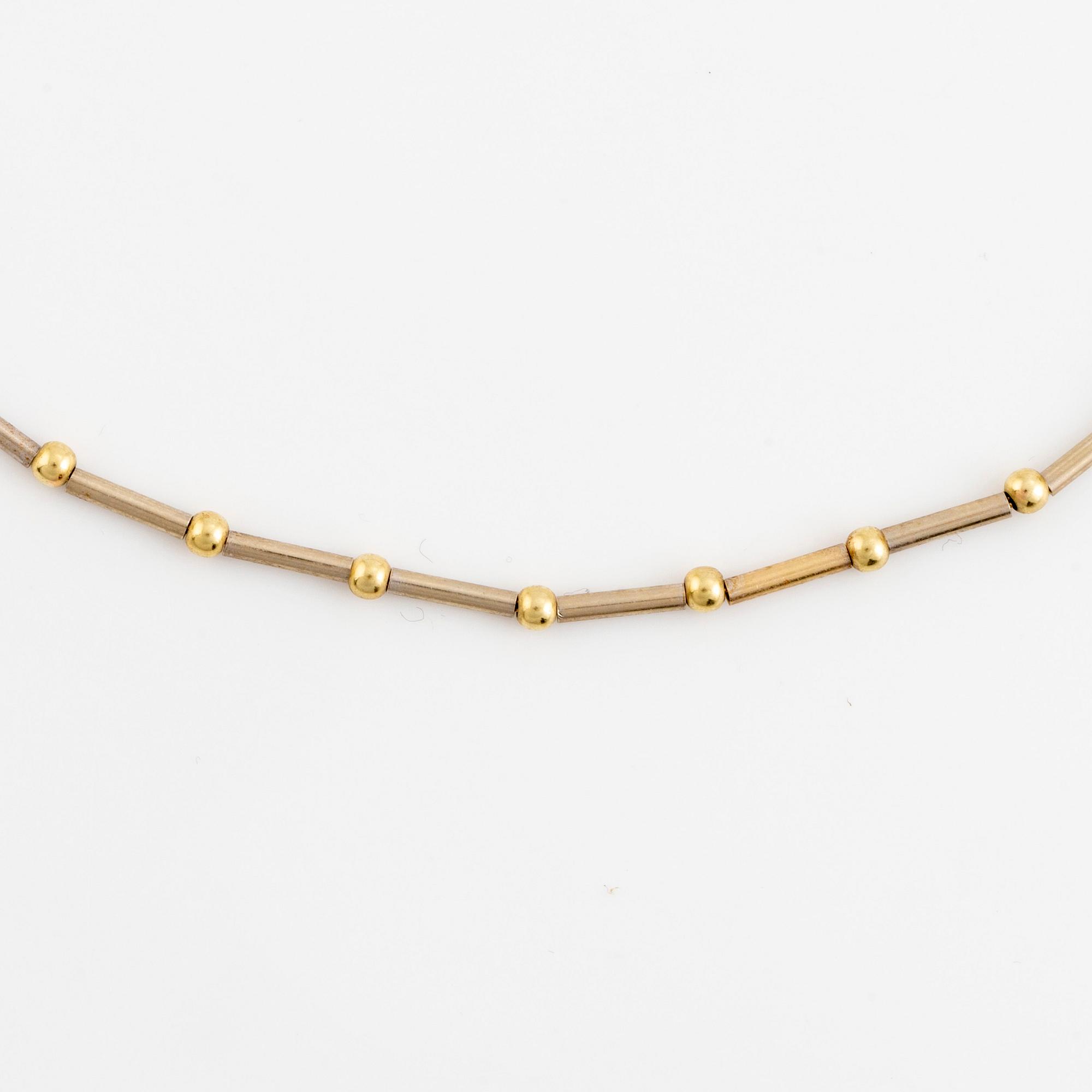 14K gold necklace, Italy.