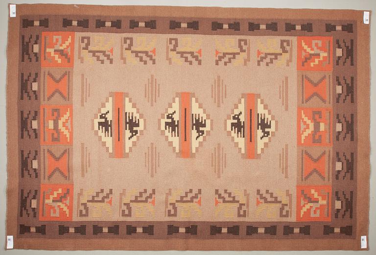 MATTA, funkis. Ca 260x175 cm.