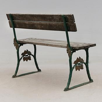 TRÄDGÅRDSSOFFA, 1900-talets första hälft.