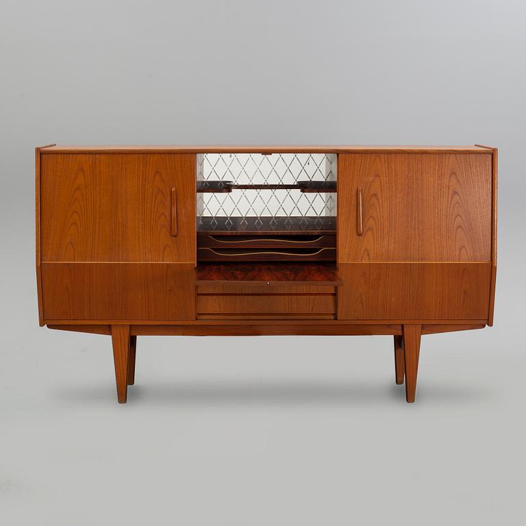 SIDEBOARD/BARSKÅP, 1900-talets mitt.