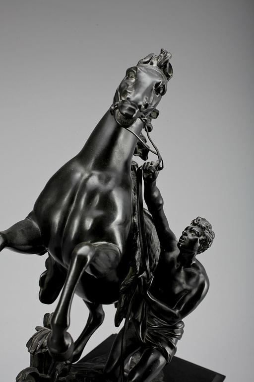 BORDSGARNITYR, 3 delar. Nyrenässans, 1800-talets slut.